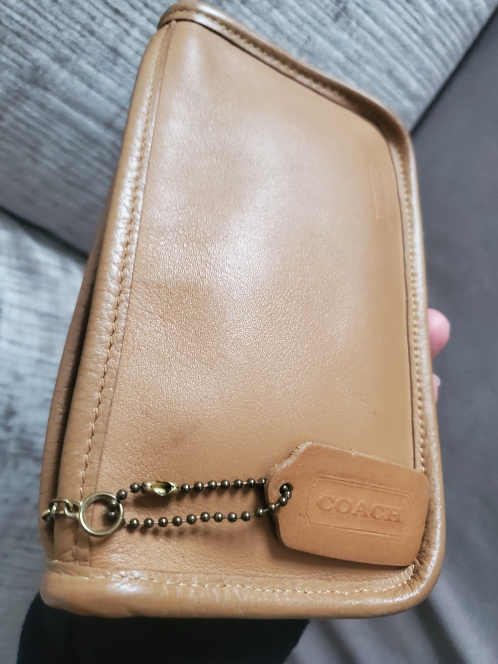 Coach Chunky British Tan Leather Wristlet with Leather Tag Make Up Bag Rare